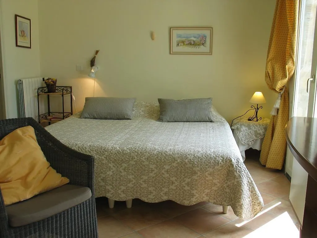 Les Cerisiers Bed & Breakfast Bedoin